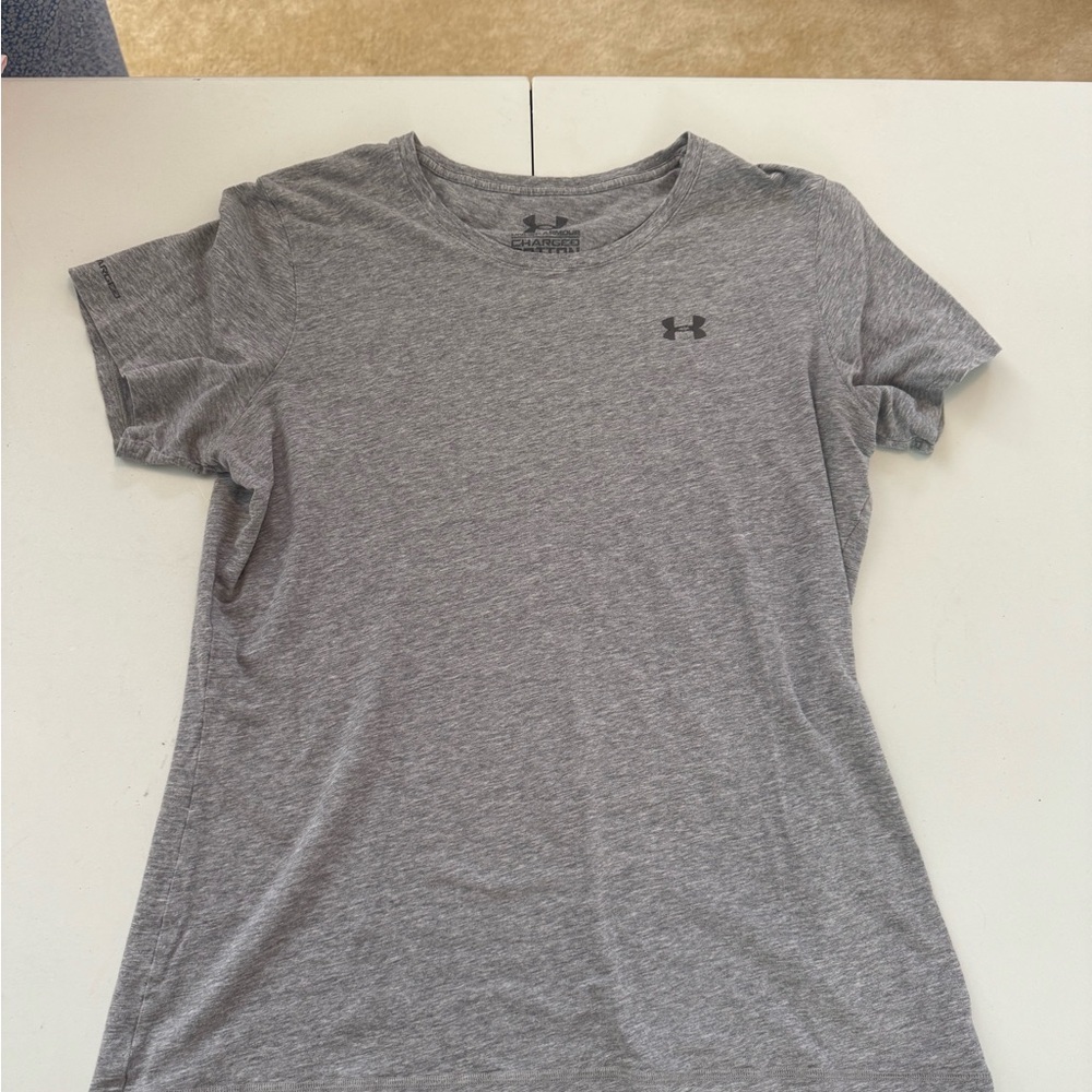 Under Armour Black and Gray Fitted Short Sleeve Tee